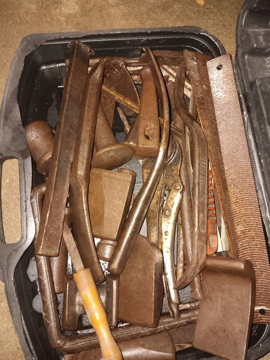 Ferramentas de chapeiro