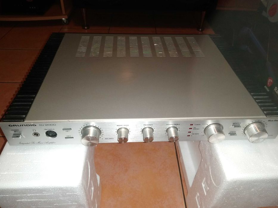 Wzmacniacz Grundig SV 2000 - perełka