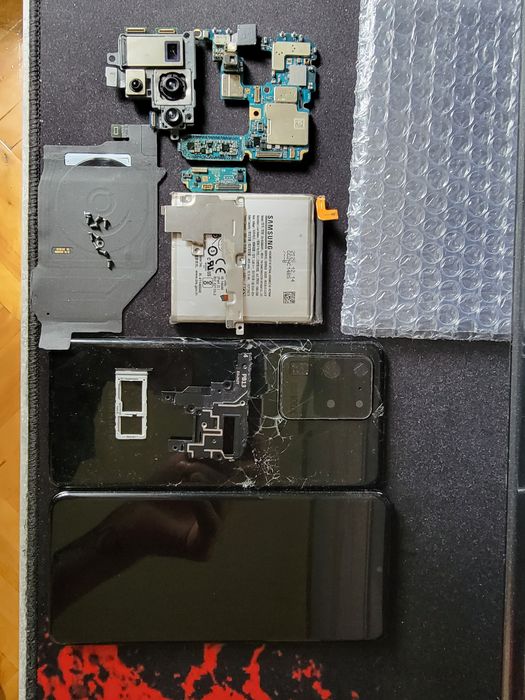 продам матрицу и запчасти на samsung s 20 ultra