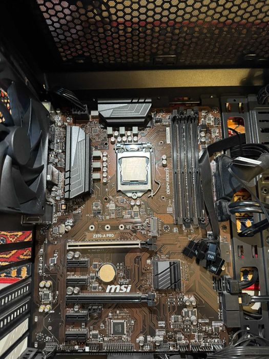 i7-9700k; PSU 600W; Obudowa Regnum RG4T - Komputer