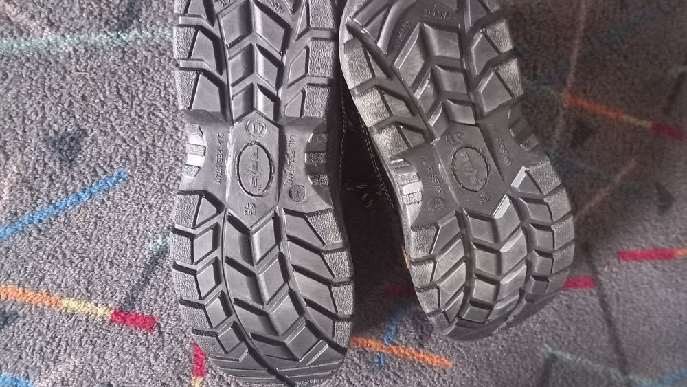 Nowe buty 41 pracownicze robocze yes