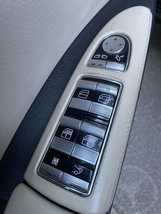 Mercedes Bens S-class w221 5.5 2006