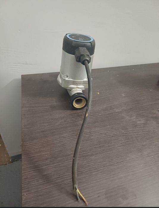 Pompka obiegowa do pieca