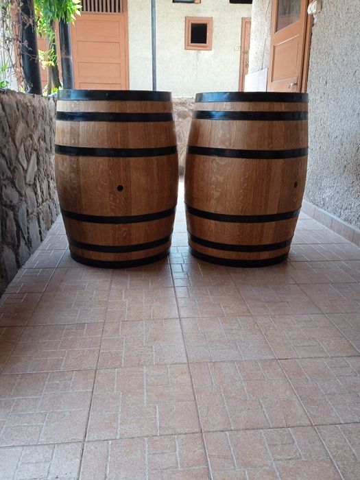 Виготовляю бочки з дуба,акації,шовковиці,черешні.Будь-якого розміру.