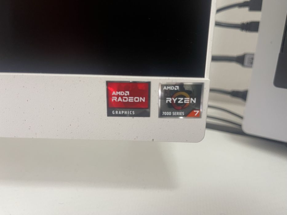 All in One HP 27” CR0000NP