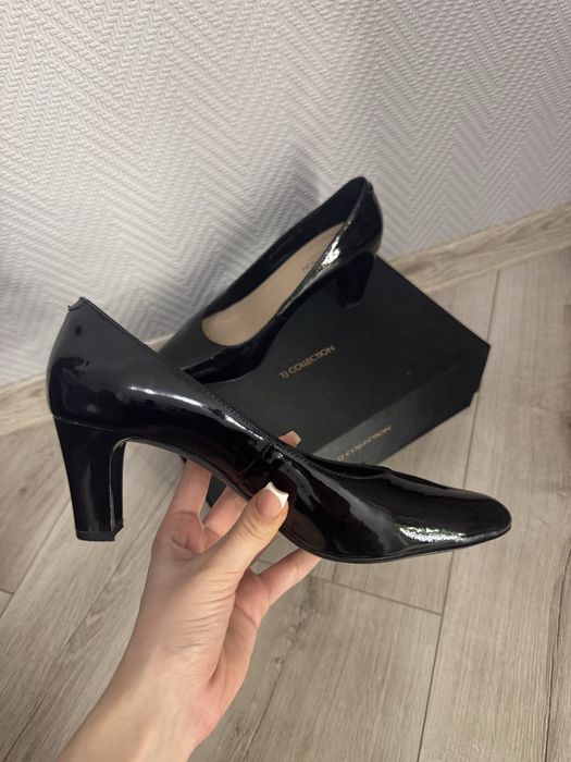 Туфлі лакові TJ COLLECTION