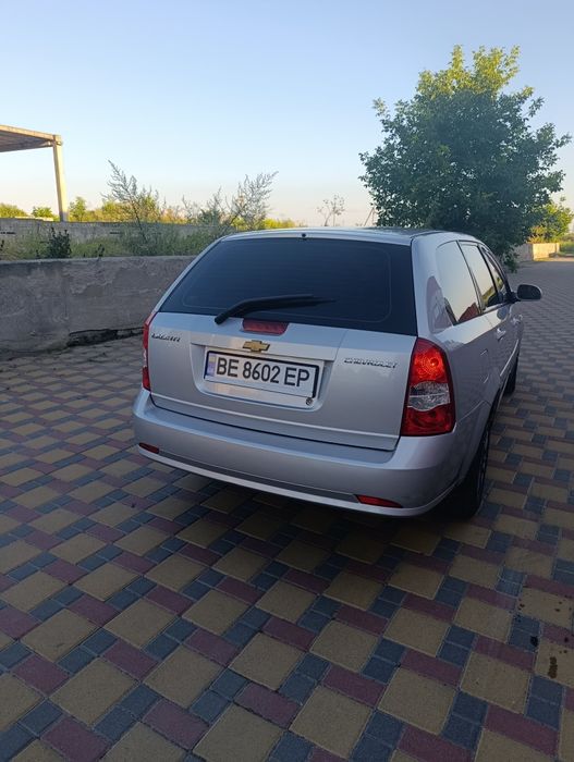 Chevrolet Lacheti 1.8 газ/бензин.