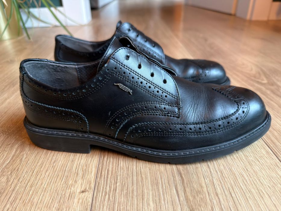 Buty Abeba czarne  z usztywnianym przodem r. 42