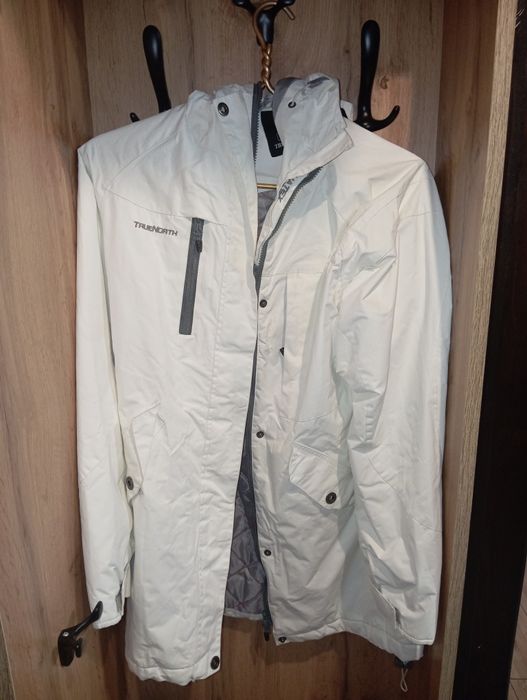 Одежда  женская .