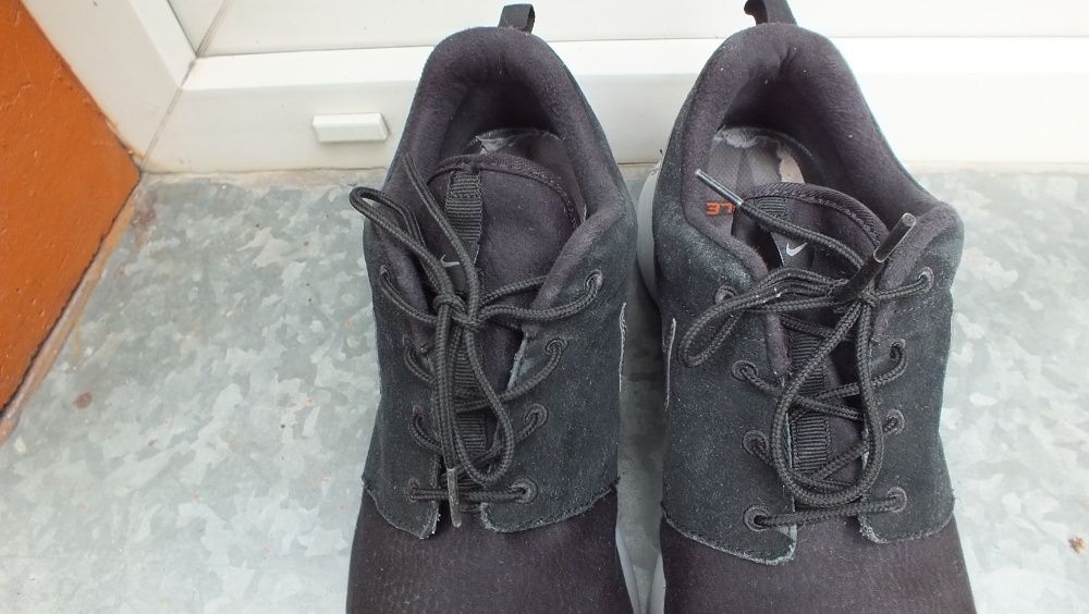 Super buty sportowe marki Nike w roz 46