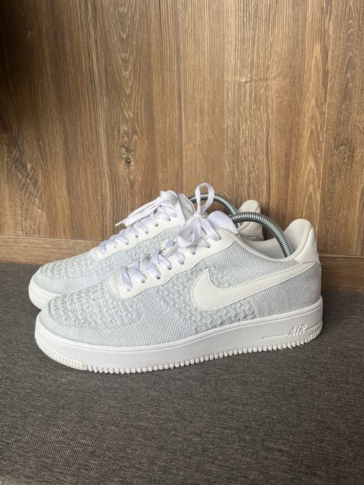 Чоловічі кросовки Nike Air Force Flyknit
