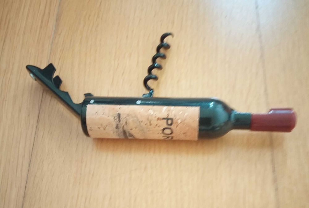 Saca-rolhas/abre-cápsulas Cidade do Porto/1974, novos