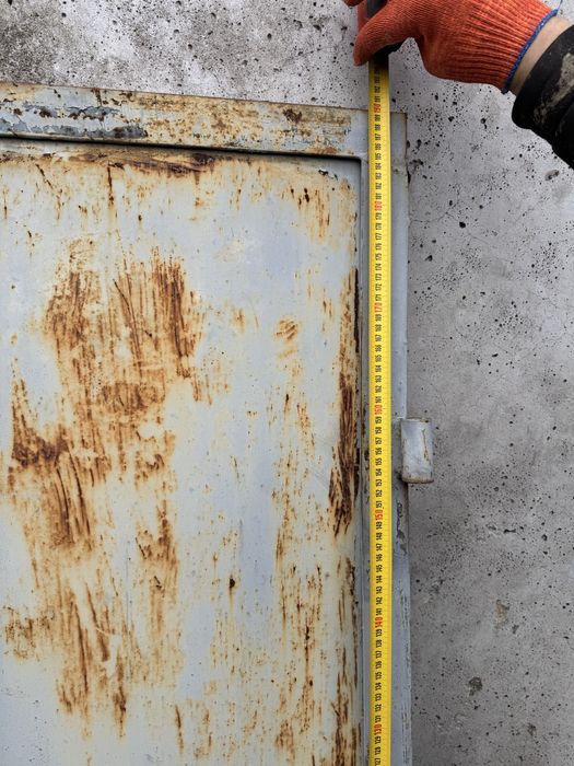 Ворота металеві міцні доставка