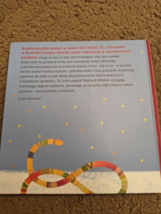 Krasnal w krzywej czapce