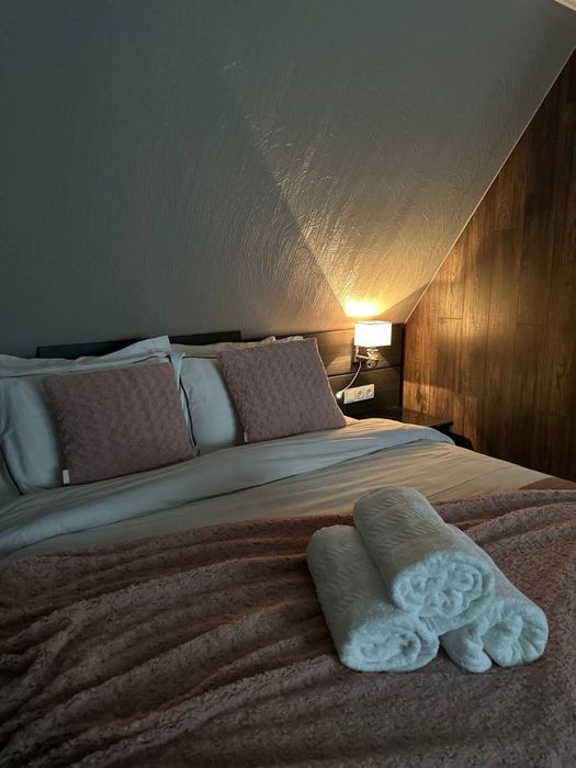 Сучасні 3 кімн апартаменти з дизайнерським ремонтом, власне паркомісце