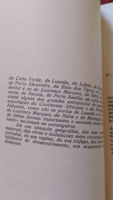 Os Portos Marítimos do Ultramar 1948