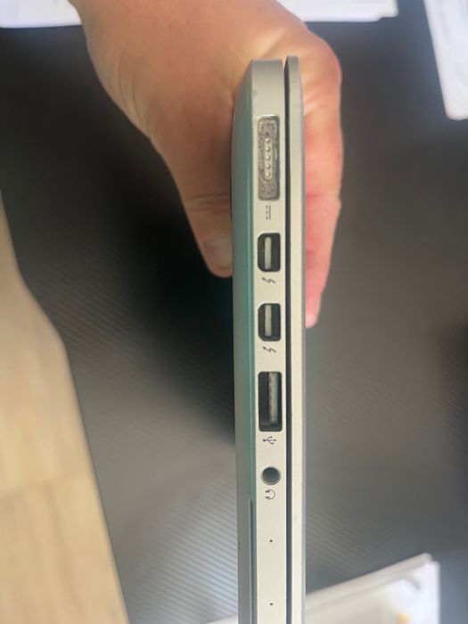 MacBook Pro 13 e The Spectrum