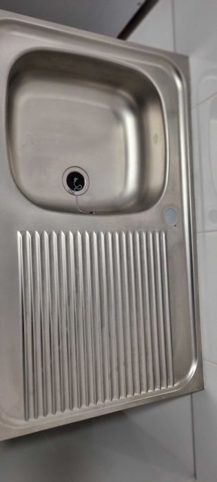 Zlewozmywak z szafą