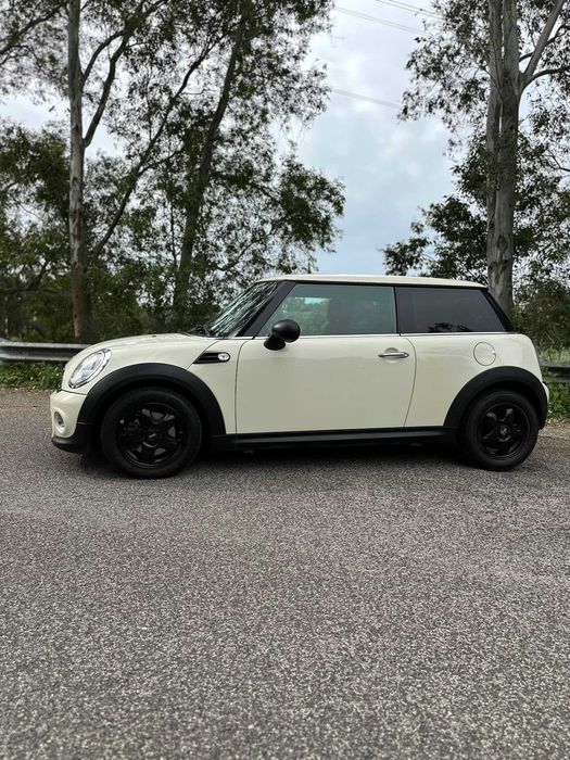 Mini Cooper ONE D 1.6 2012 — photo 2