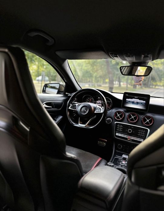 Mercedes A45 amg