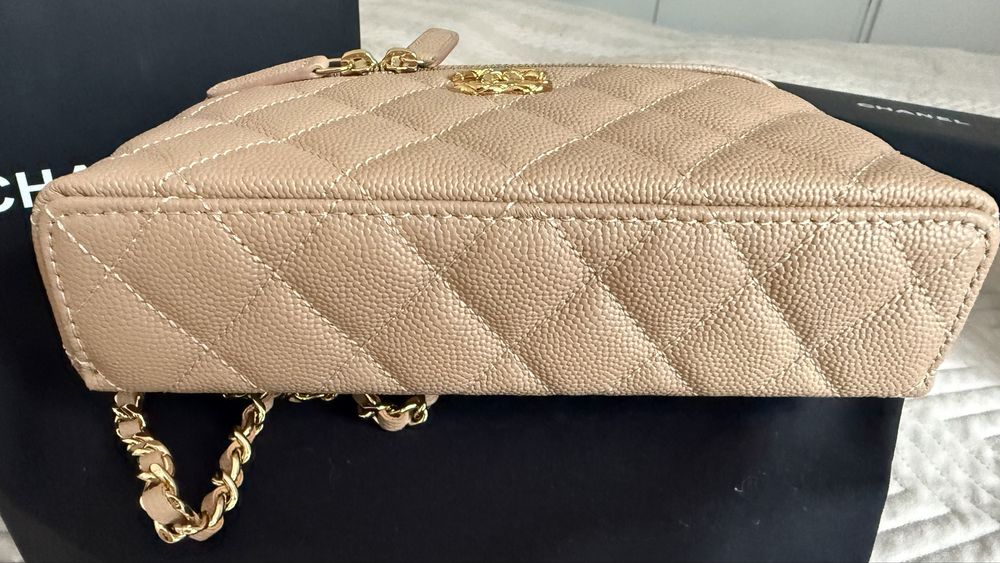 Chanel - kuferek, torebka
