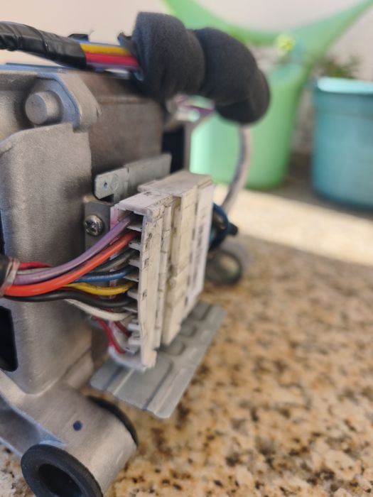 Motor de maquina de Lavar Roupa whirlpoolde 9kg