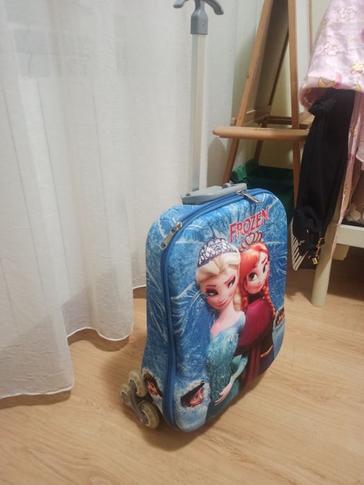Валіза дитяча на колесах в школу/подорож