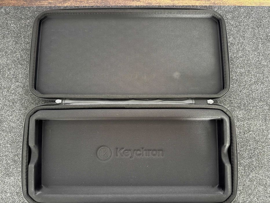 Keychron V3 Max QMK/VIA + Keychron Wooden Palm Rest + Etui Keychron