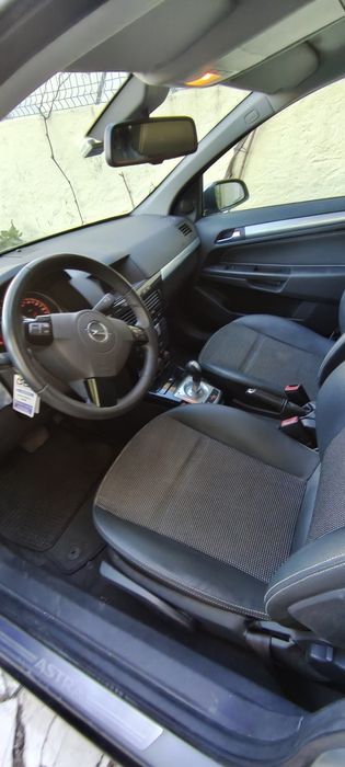 Opel Astra 1.6 caixa automática 44.000km