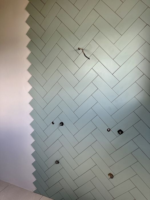 Продаж будинку з частковим ремонтом. Ціна - 79 000$ без комісії