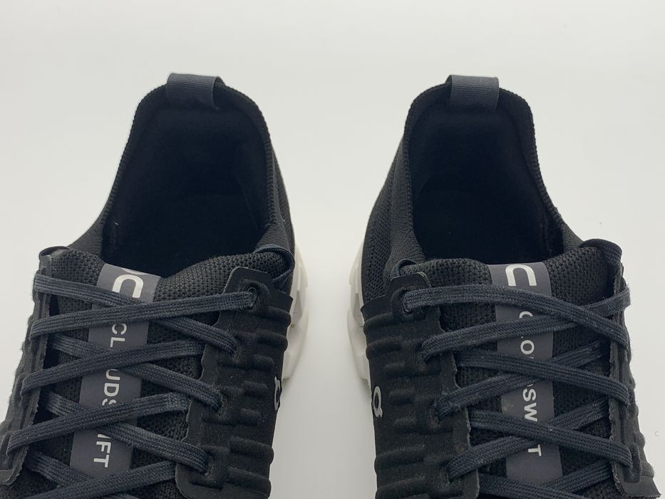 On Cloud Running Swiss Engineering_Cloudswift 3_Sneakersy Adidasy Running Bieganie Meskie Buty_46