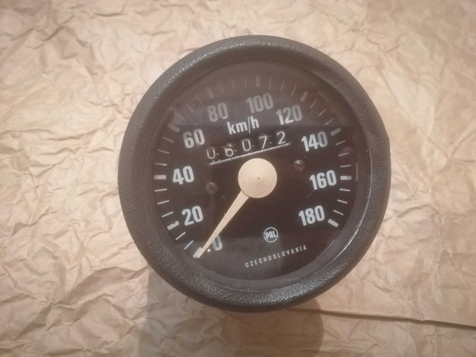 НОРМАЛЬНАЯ-Накладка бака ЯВА/JAWA 638 Made in Czechoslovakia.