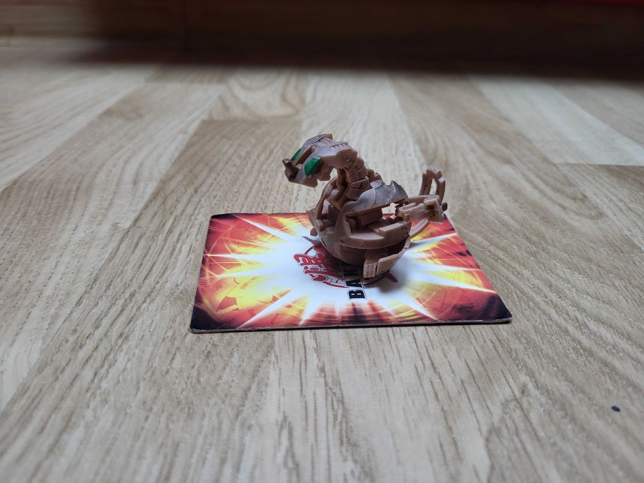 Oryginalna Figurka Bakugan - Battle Damaged Subterra Myriad Hades