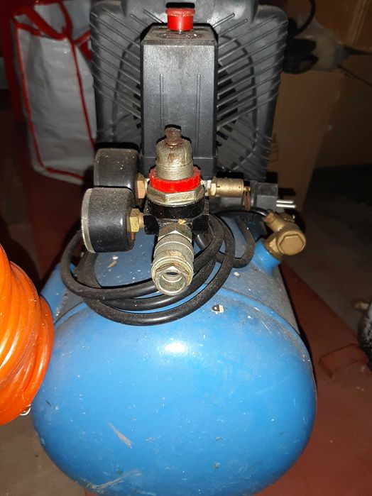 Sprężarka kompresor powietrza Tool - Air 494