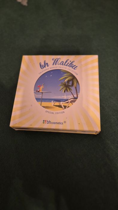 BH cosmetics MALIBU paletka cieni do powiek i twarzy