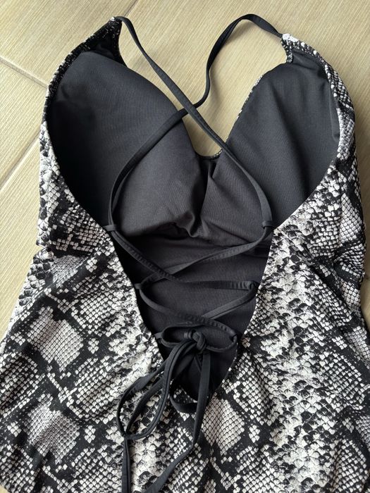 Strój  kąpielowy jednoczęściowy