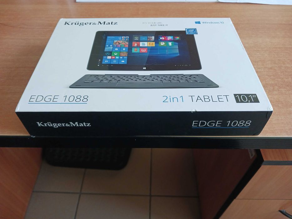 Sprzedam laptop/tablet Kruger&Matz Edge 1088 z odpinanym ekranem