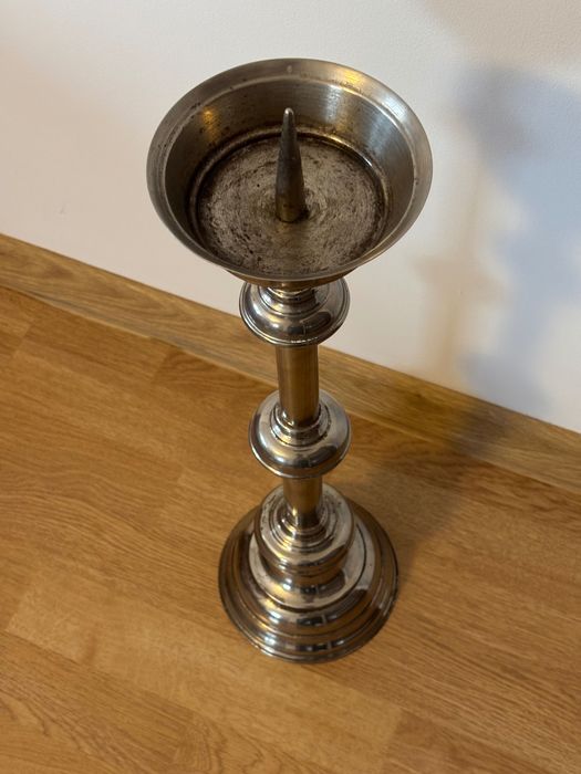 Lichtarz świecznik mosiężny, ciężki