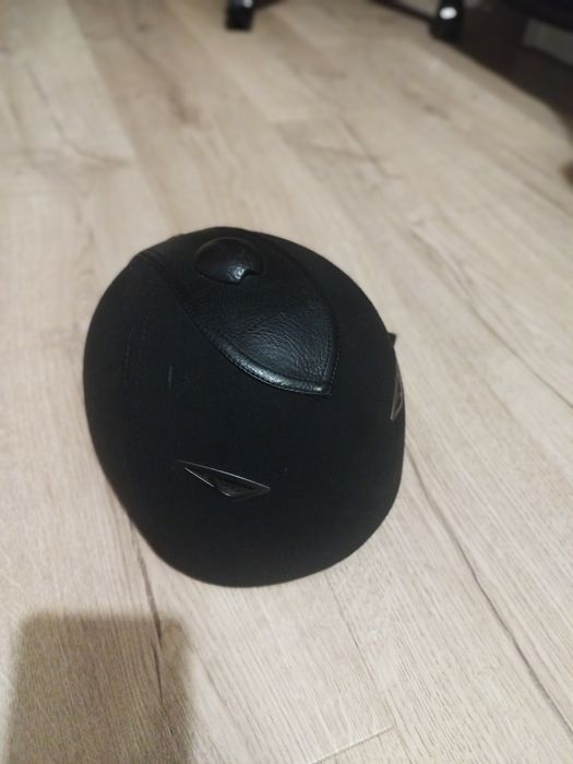 Kask jeździecki firmy kylin nr 53