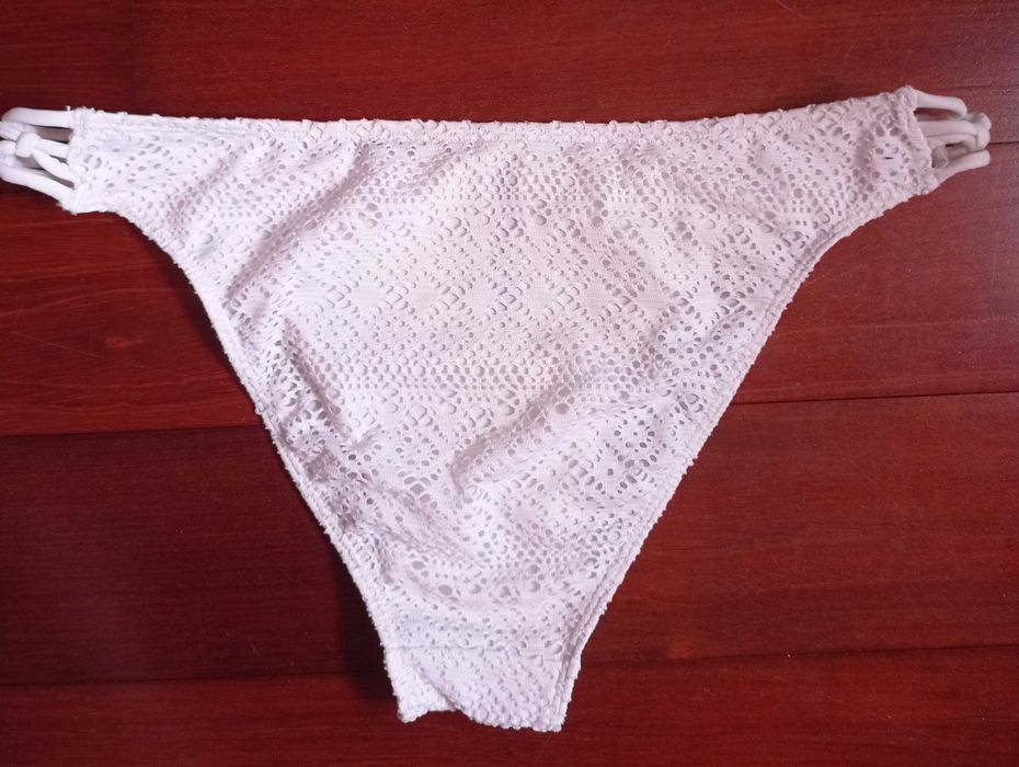 Cuecas de bikini renda
