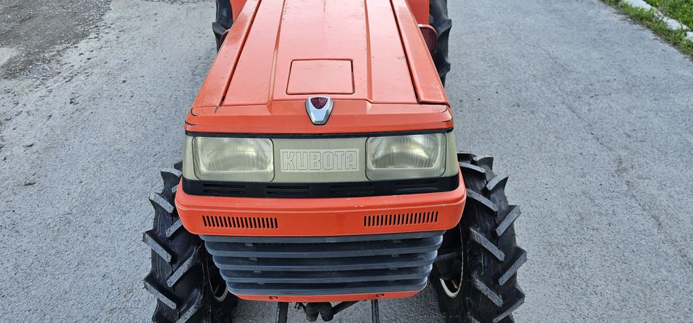 Kubota L1 215 мінітрактор Трактор Японський