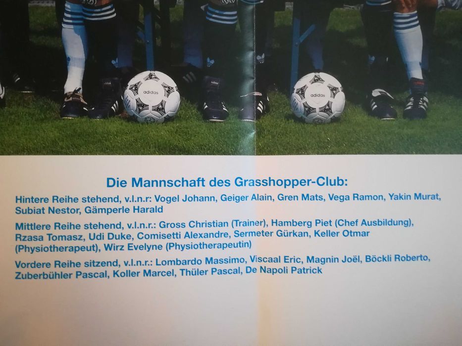 Duży plakat Grasshopper Zurich 1995 Tomasz Rząsa Autografy