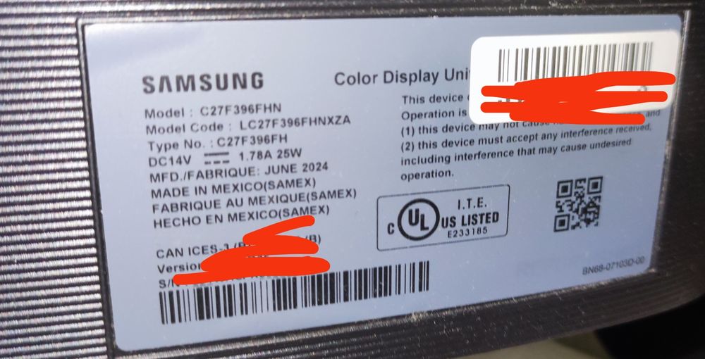 Monitor Samsung Q990D.