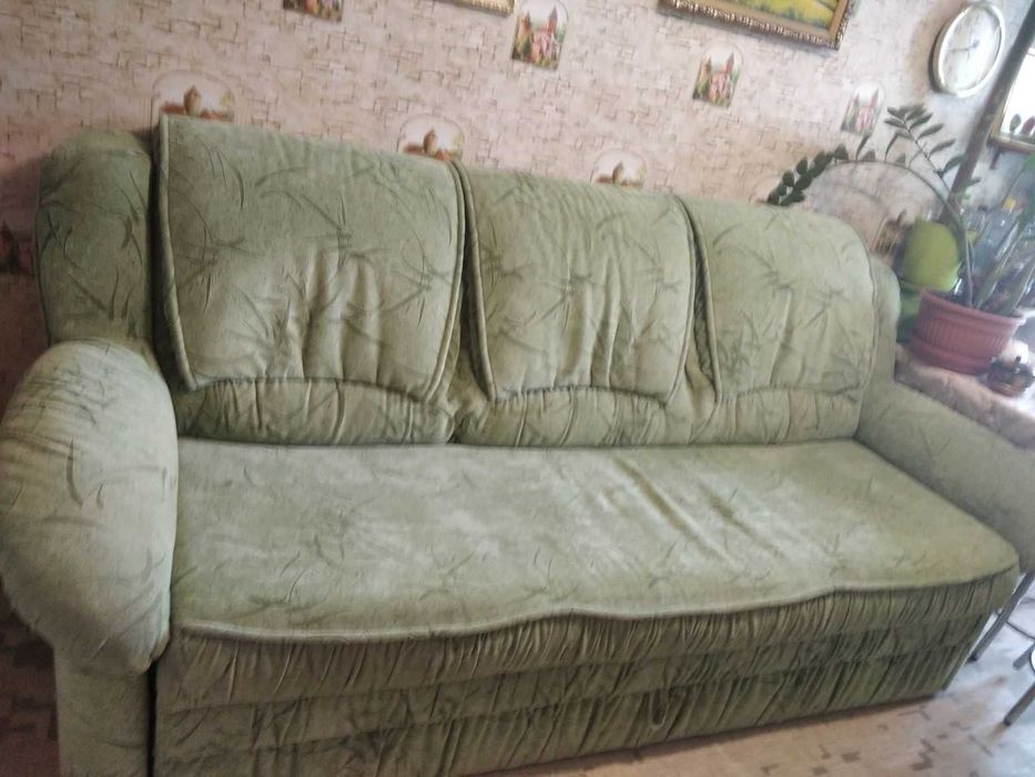 Диван раскладной.