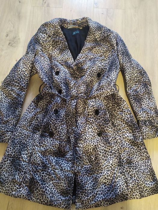 Нове пальто guess