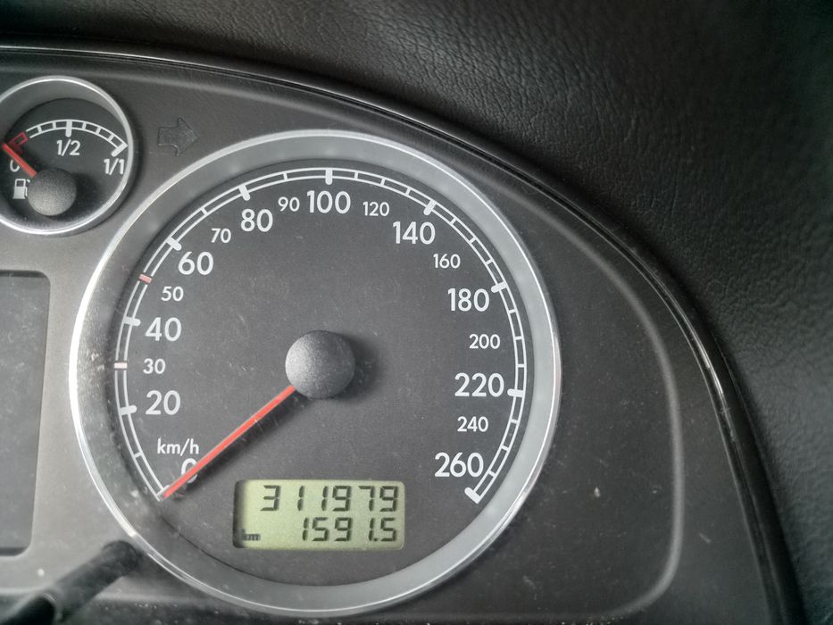 VW PASSAT 2001R 1.8T benzyna + gaz
