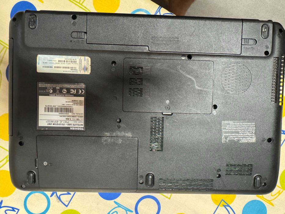 Toshiba Satellite L650-1FU - avaria motherboard