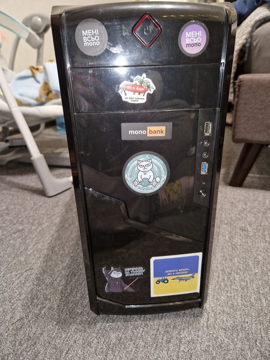 ПК, персональний комп'ютер з підсвіткою