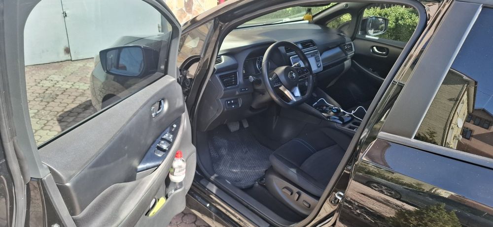 Nissan leaf 2018