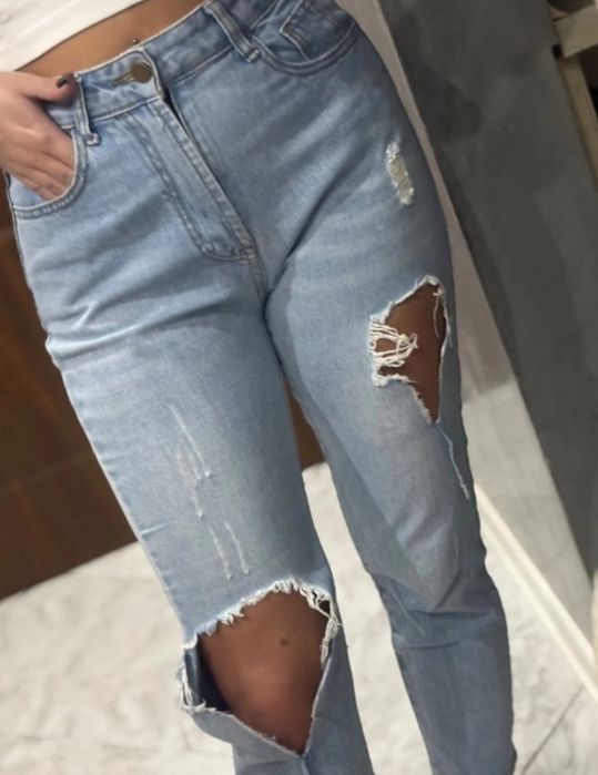 Spodnie jeansowe jeansy dziury Shein S